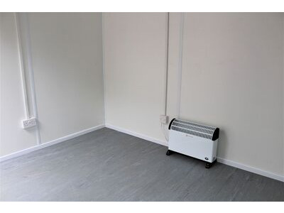 Bureau modulaire 10 pieds aménagé en conteneur – Image 3